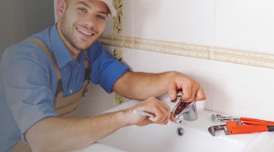 Kitchen Faucet Repair Service in Vicksburg, MI